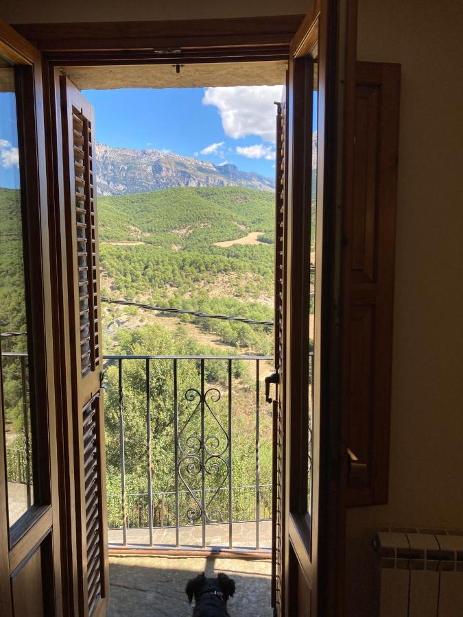 Casa Encuentra, En El Pirineo Al Lado De Ainsa Pensionat El Pueyo de Araguás Eksteriør billede
