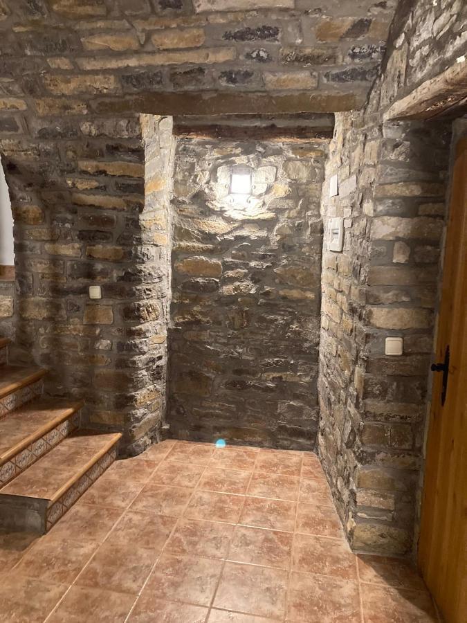 Casa Encuentra, En El Pirineo Al Lado De Ainsa Pensionat El Pueyo de Araguás Eksteriør billede