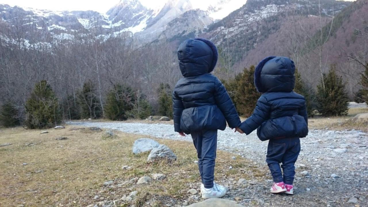 Casa Encuentra, En El Pirineo Al Lado De Ainsa Pensionat El Pueyo de Araguás Eksteriør billede