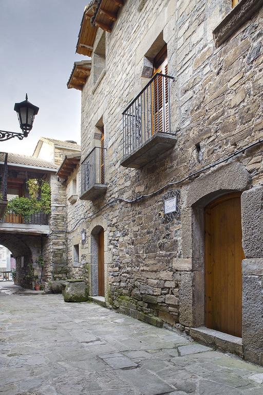 Casa Encuentra, En El Pirineo Al Lado De Ainsa Pensionat El Pueyo de Araguás Eksteriør billede